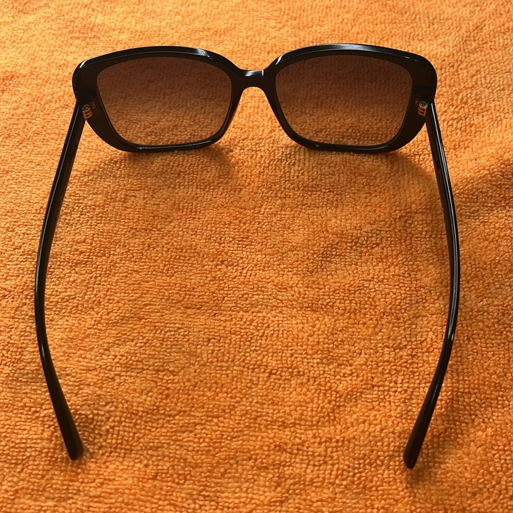 VERSACE WOMES SUNGLASSES 😎, mod 4357 - Picture 2 of 7